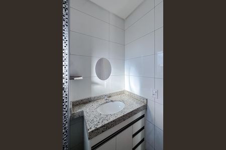 Apartamento para alugar com 39m², 2 quartos e 1 vaga Apartamento para alugar com 39m², 2 quartos e 1 vagaBanheiro