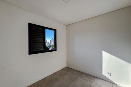Quarto 2 de apartamento para alugar com 2 quartos, 39m² em Vila Bertioga, São Paulo