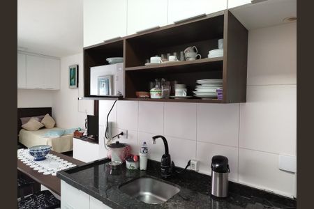 Studio à venda com 35m², 1 quarto e sem vagaStúdio mobiliado - cozinha
