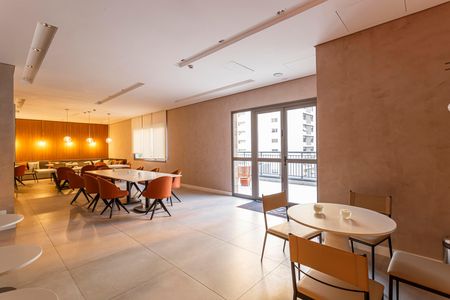 Studio para alugar com 38m², 1 quarto e sem vagaÁrea comum - Salão de festas