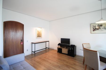 Sala de apartamento à venda com 1 quarto, 50m² em Moema, São Paulo