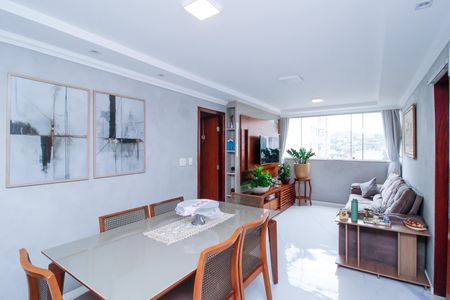 Sala de apartamento à venda com 4 quartos, 105m² em Buritis, Belo Horizonte