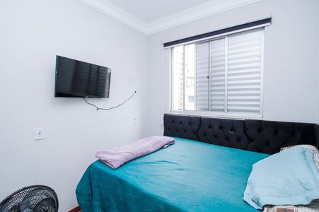 Apartamento à venda com 105m², 4 quartos e 2 vagas Apartamento à venda com 105m², 4 quartos e 2 vagasQuarto 3