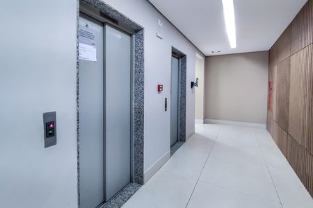 Apartamento à venda com 105m², 4 quartos e 2 vagas Apartamento à venda com 105m², 4 quartos e 2 vagasÁrea comum