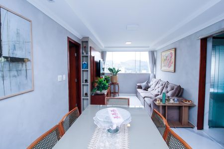 Sala de apartamento à venda com 4 quartos, 105m² em Buritis, Belo Horizonte