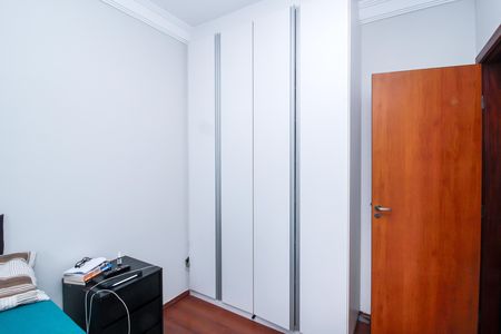 Apartamento à venda com 105m², 4 quartos e 2 vagas Apartamento à venda com 105m², 4 quartos e 2 vagasQuarto 3