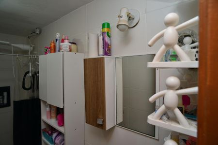 Apartamento à venda com 60m², 2 quartos e 1 vaga Apartamento à venda com 60m², 2 quartos e 1 vagaBanheiro