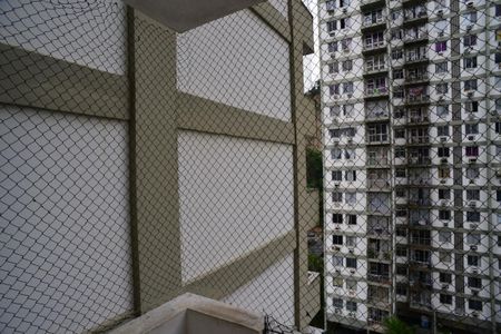 Apartamento à venda com 60m², 2 quartos e 1 vaga Apartamento à venda com 60m², 2 quartos e 1 vagaVaranda