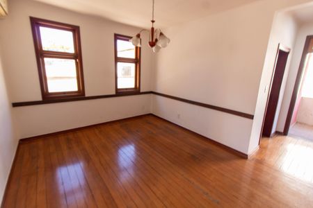 Casa para alugar com 279m², 5 quartos e 2 vagas Casa para alugar com 279m², 5 quartos e 2 vagasHALL PISO SUPERIOR