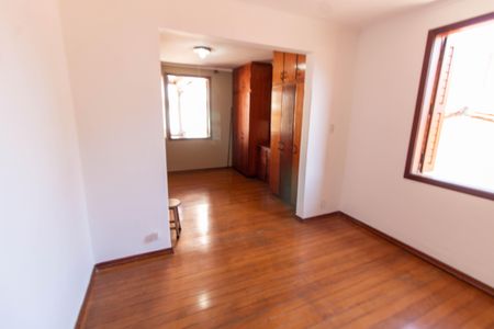 Casa para alugar com 279m², 5 quartos e 2 vagas Casa para alugar com 279m², 5 quartos e 2 vagasSUITE