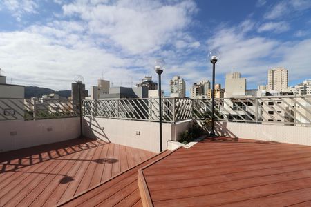 Apartamento para alugar com 132m², 3 quartos e 1 vagaVaranda