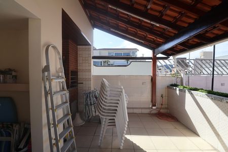 Apartamento para alugar com 132m², 3 quartos e 1 vagaVaranda