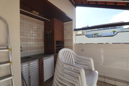 Apartamento para alugar com 132m², 3 quartos e 1 vagaVaranda