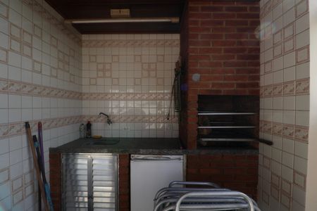 Apartamento para alugar com 132m², 3 quartos e 1 vagaVaranda