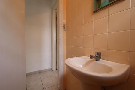 Casa para alugar com 200m², 3 quartos e 2 vagasBanheiro Edícula Quarto