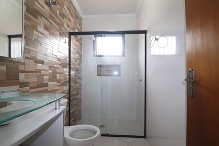 Casa para alugar com 200m², 3 quartos e 2 vagasBanheiro Quarto 1 suíte