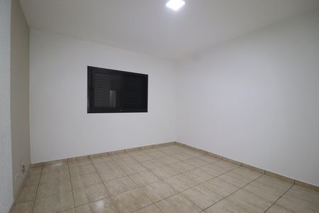 Casa para alugar com 200m², 3 quartos e 2 vagasQuarto 1 suíte