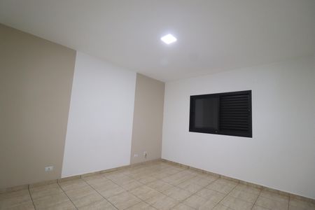 Casa para alugar com 200m², 3 quartos e 2 vagasQuarto 1 suíte