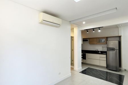 Sala de apartamento para alugar com 1 quarto, 40m² em Embaré, Santos