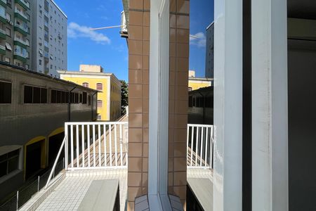 Vista da Sala de apartamento para alugar com 1 quarto, 40m² em Embaré, Santos