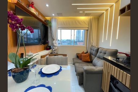 Sala de apartamento para alugar com 2 quartos, 33m² em Jardim Celeste, São Paulo
