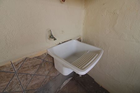Casa para alugar com 60m², 2 quartos e sem vagaÁrea de Serviço
