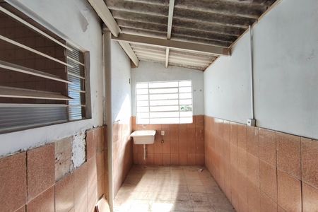 Casa à venda com 200m², 4 quartos e 4 vagas Casa à venda com 200m², 4 quartos e 4 vagasCasa 2 - Área de serviço