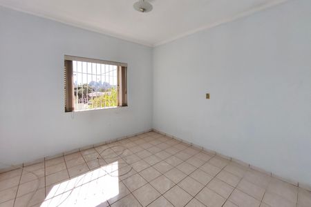 Casa à venda com 200m², 4 quartos e 4 vagas Casa à venda com 200m², 4 quartos e 4 vagasQuarto 4