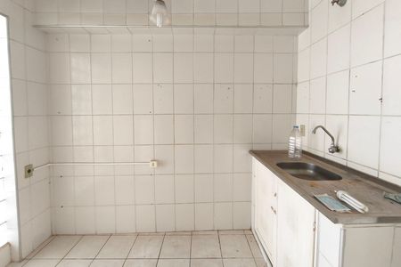 Casa à venda com 200m², 4 quartos e 4 vagas Casa à venda com 200m², 4 quartos e 4 vagasCozinha