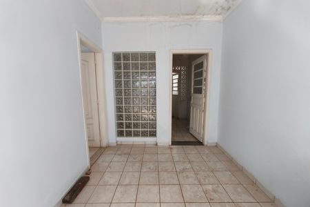 Casa à venda com 200m², 4 quartos e 4 vagas Casa à venda com 200m², 4 quartos e 4 vagasQuintal