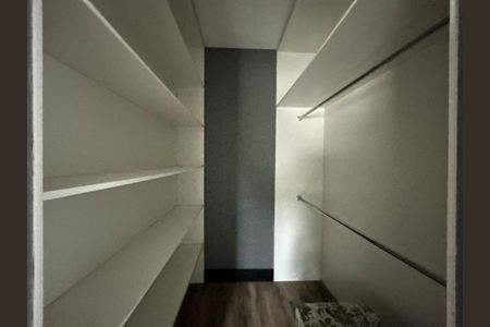 Casa para alugar com 130m², 2 quartos e 2 vagas Casa para alugar com 130m², 2 quartos e 2 vagasSuíte 1 Closet