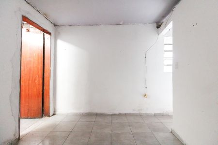 Quarto de casa para alugar com 1 quarto, 22m² em Lajeado, São Paulo