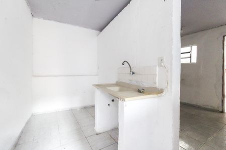 Cozinha de casa para alugar com 1 quarto, 22m² em Lajeado, São Paulo