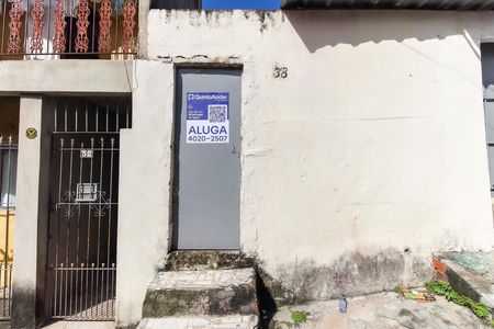 Casa para alugar com 22m², 1 quarto e sem vaga Casa para alugar com 22m², 1 quarto e sem vagaFachada
