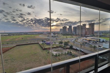 Apartamento para alugar com 68m², 2 quartos e 2 vagasVaranda