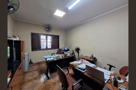 Quarto 1 de casa à venda com 3 quartos, 247m² em Vila Romero, São Paulo