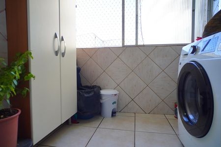 Apartamento à venda com 71m², 2 quartos e 1 vaga Apartamento à venda com 71m², 2 quartos e 1 vagaÁrea de serviço