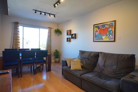 Sala  de apartamento à venda com 2 quartos, 71m² em Sarandi, Porto Alegre