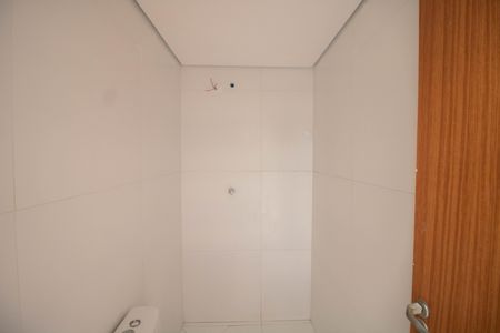 BANHEIRO de kitnet/studio para alugar com 1 quarto, 24m² em Santana, São Paulo