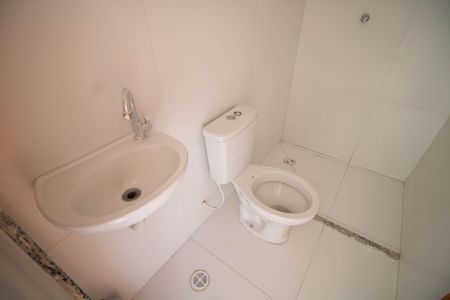 BANHEIRO de kitnet/studio para alugar com 1 quarto, 24m² em Santana, São Paulo