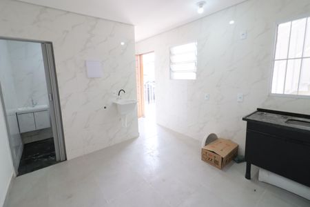 Sala/Cozinha de apartamento para alugar com 1 quarto, 30m² em Santo Antônio, Osasco