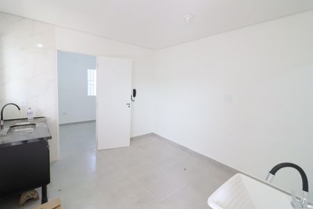 Sala/Cozinha de apartamento para alugar com 1 quarto, 30m² em Santo Antônio, Osasco