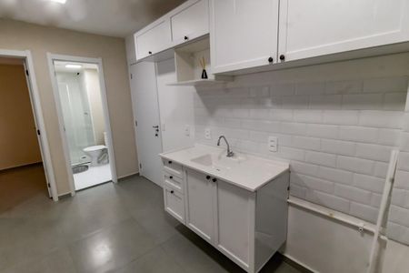 Apartamento para alugar com 35m², 2 quartos e sem vaga Apartamento para alugar com 35m², 2 quartos e sem vagaCozinha e Área de Serviço