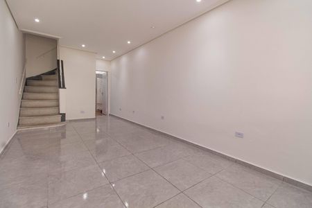 Sala de casa para alugar com 2 quartos, 116m² em Jardim da Gloria, São Paulo