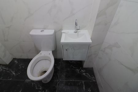 Apartamento para alugar com 40m², 2 quartos e sem vagaBanheiro