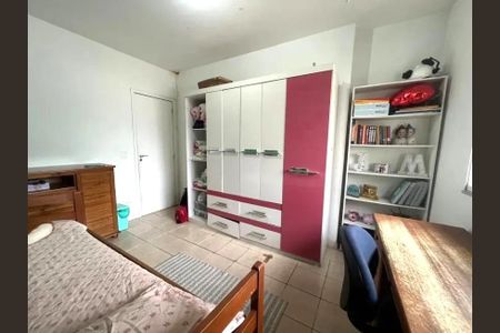 Apartamento à venda com 75m², 2 quartos e sem vaga Apartamento à venda com 75m², 2 quartos e sem vagaQuarto