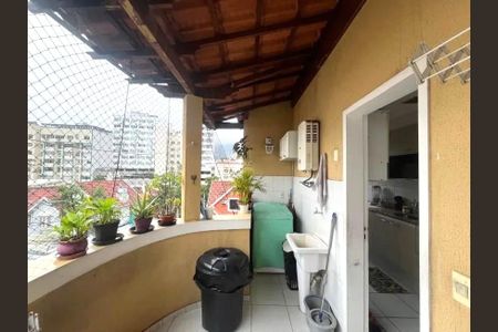 Apartamento à venda com 75m², 2 quartos e sem vaga Apartamento à venda com 75m², 2 quartos e sem vagaÁrea de Serviço