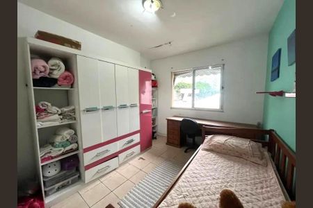 Apartamento à venda com 75m², 2 quartos e sem vaga Apartamento à venda com 75m², 2 quartos e sem vagaQuarto