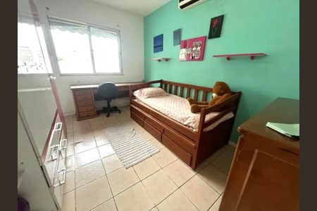 Apartamento à venda com 75m², 2 quartos e sem vaga Apartamento à venda com 75m², 2 quartos e sem vagaQuarto