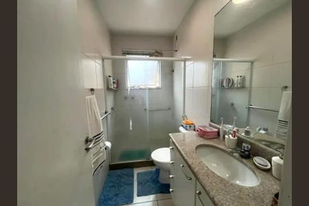 Apartamento à venda com 75m², 2 quartos e sem vaga Apartamento à venda com 75m², 2 quartos e sem vagaBanheiro